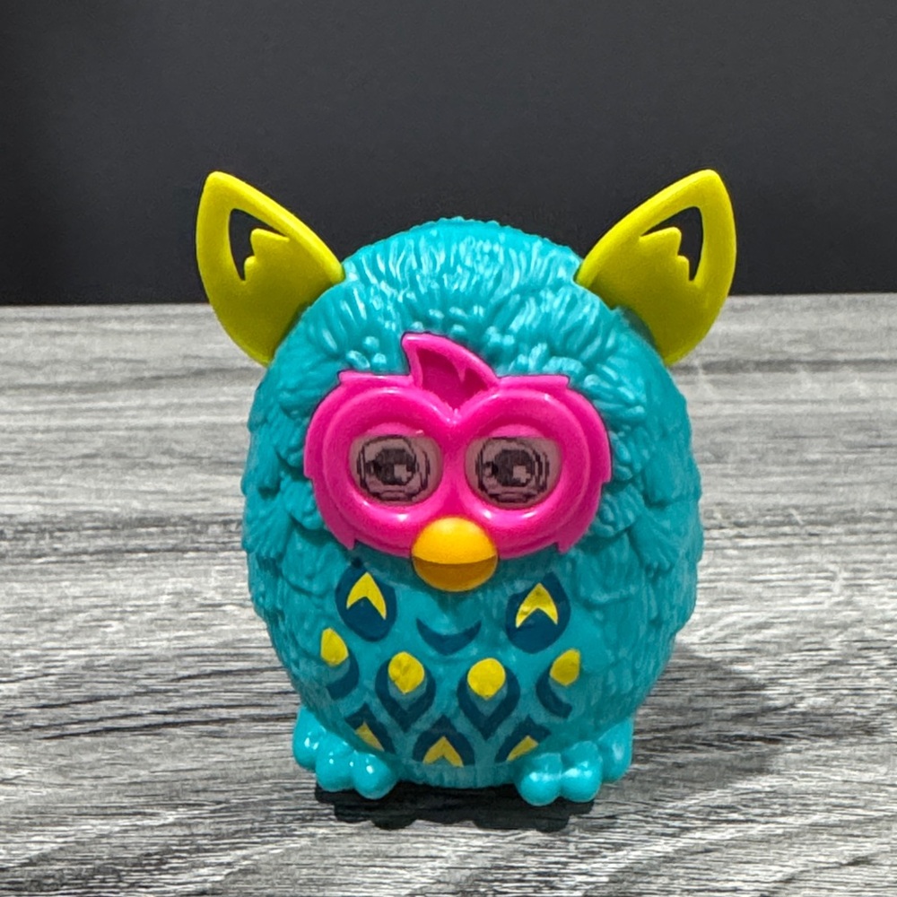 McDonald’s | Furby Boom! #8: Wobbling Furby with Changing Eyes (2013) - Toy
